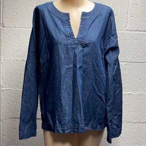 universal thread denim chambray pullover top